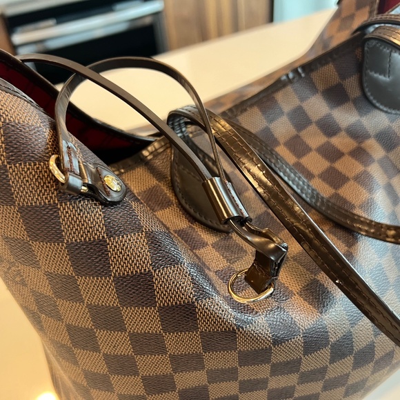 Louis Vuitton Neverfull GM Damier Ebene tote (I'll throw in the red Organizer) - Picture 4 of 17